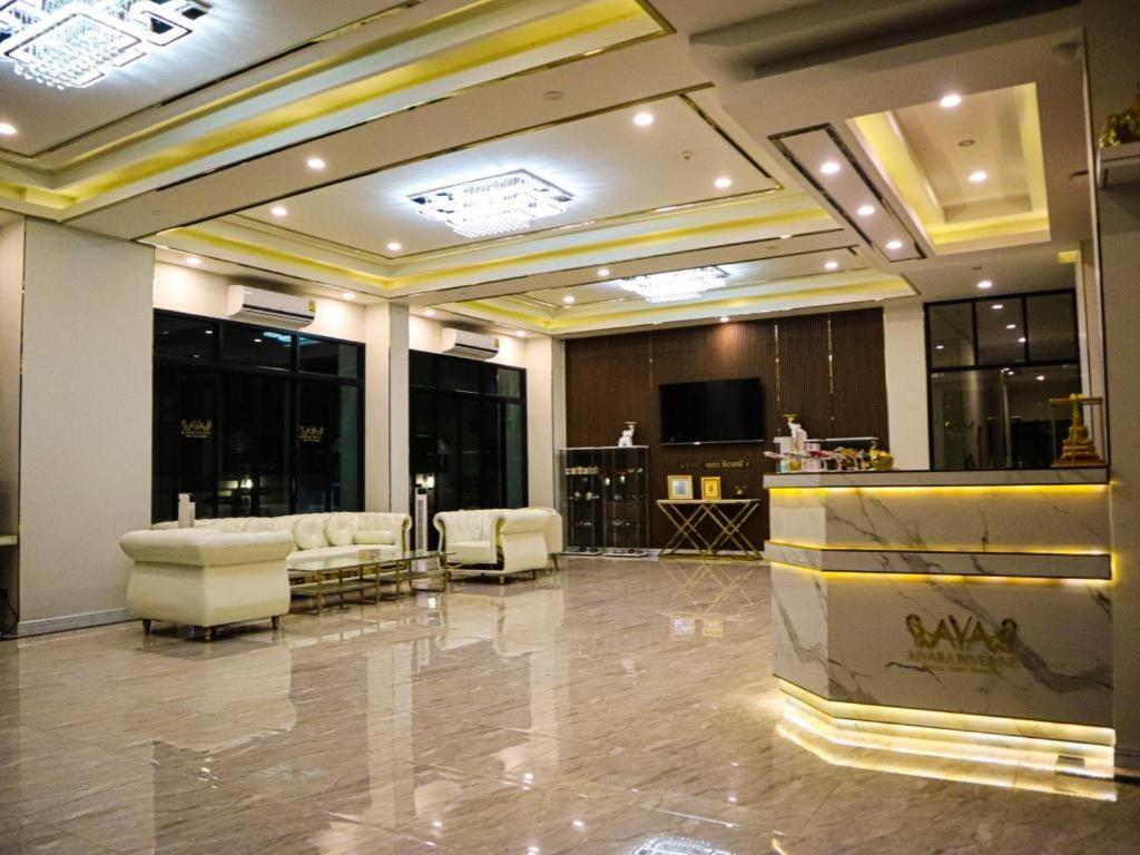 Aiyara Riverine Hotel, Nakhon Phanom Esterno foto