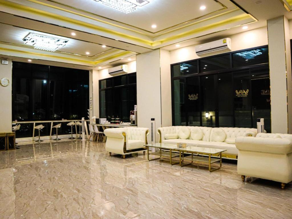Aiyara Riverine Hotel, Nakhon Phanom Esterno foto