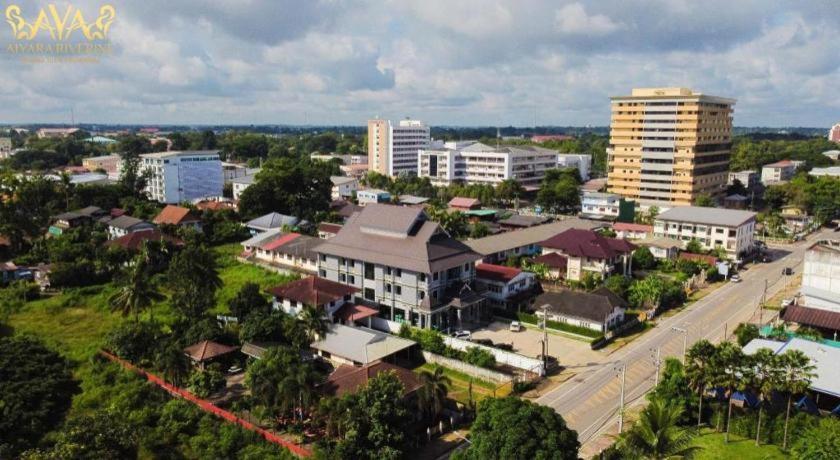Aiyara Riverine Hotel, Nakhon Phanom Esterno foto